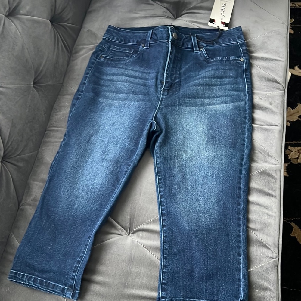 New capri
